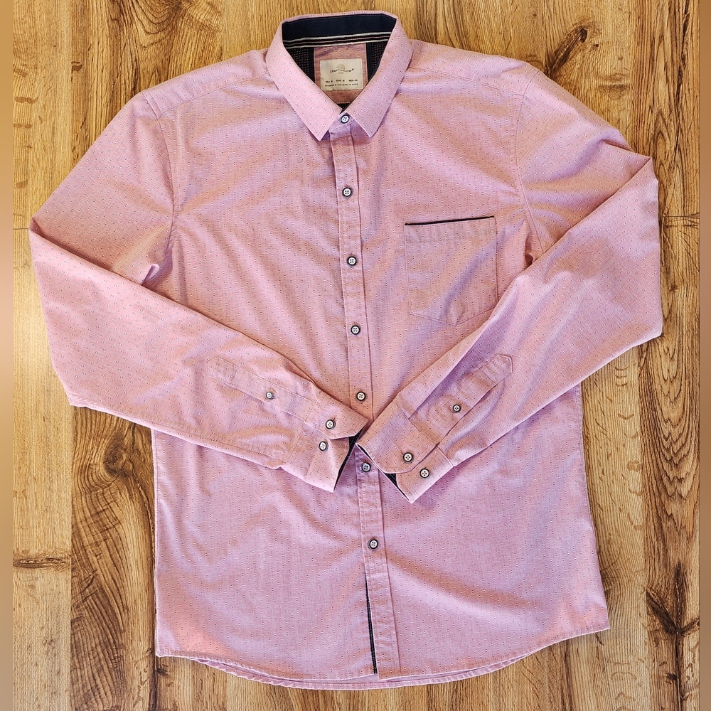 Craft + Flow Men's Shirt Size M Pink With Tiny Patterns Button Up Shirt